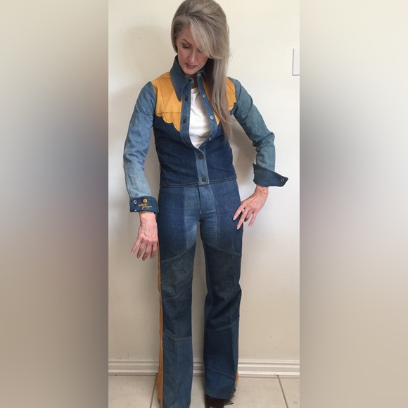 Vintage Antonio Guiseppe, one of a kind, Disney jacket and pants - Picture 6 of 8